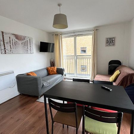 דירות Bai Amazing 5 Sleeper Flat In London Zone 2 מראה חיצוני תמונה