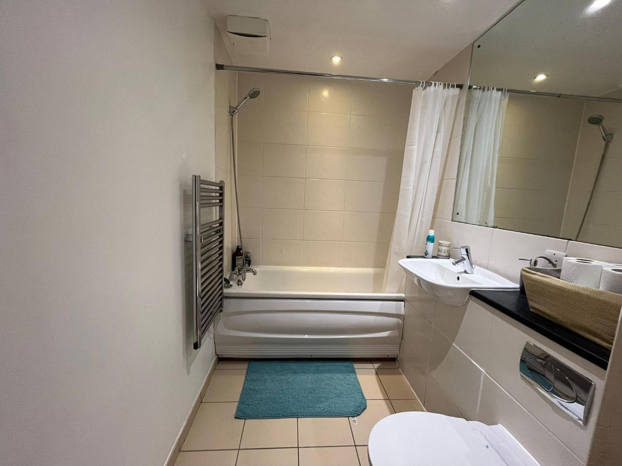 דירות Bai Amazing 5 Sleeper Flat In London Zone 2 מראה חיצוני תמונה